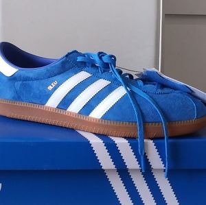 Adidas Bleu originals